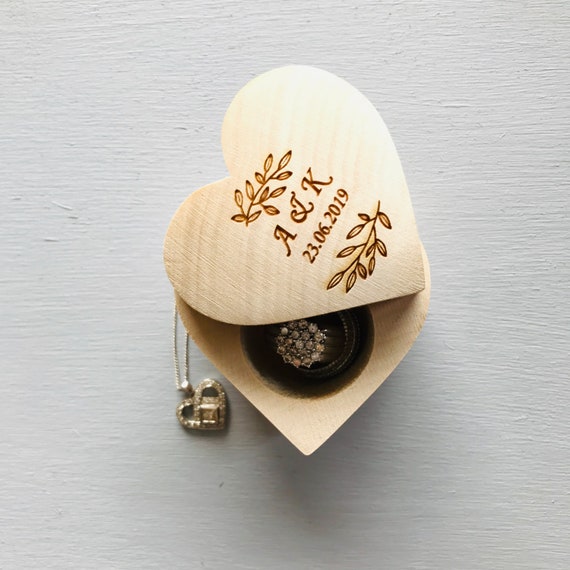 Woodstorming — Engagement ring box - handmade, original Woodstorming design