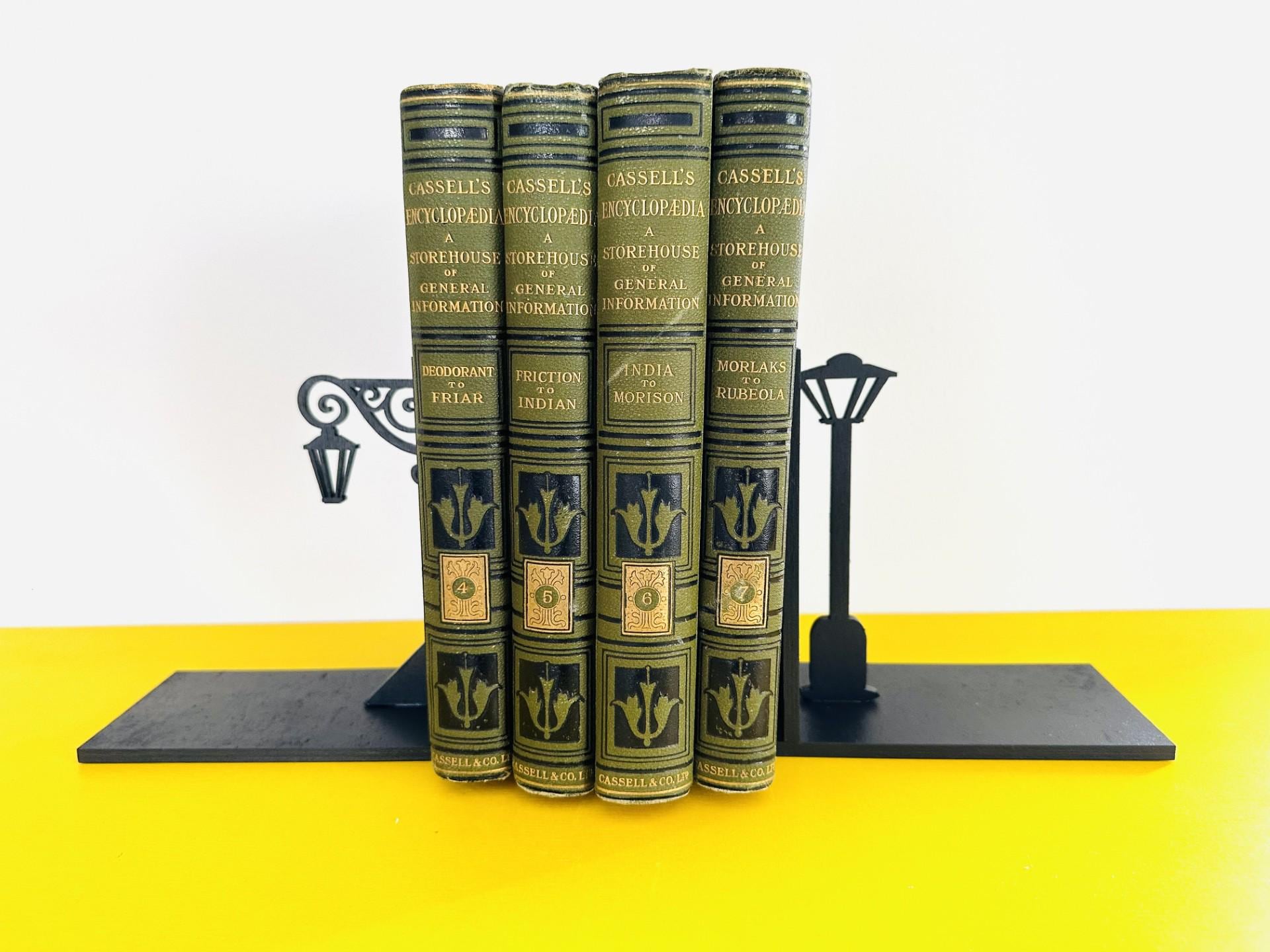 Victorian Elegance Street Lamp Bookends, Book Lover Gift, Bookends