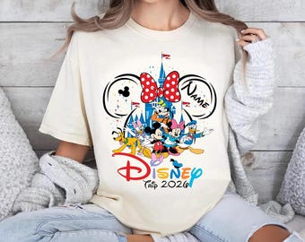 Maglietta personalizzata per il viaggio in famiglia a Disneyland 2026, maglietta di Topolino e i suoi amici, maglietta per le vacanze a Disneyland 2026, maglietta coordinata per coppie Disneyworld