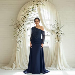 green emerald velvet dress Plus Size Formal Gown | Sizes 16–28, 5 Colours – CDCD721C main image 0