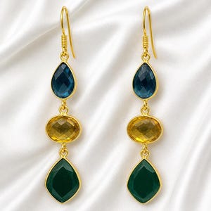 Pendientes colgantes con múltiples piedras preciosas, pendientes de piedras preciosas chapados en oro, joyería artesanal llamativa, pendientes colgantes elegantes, regalo de pendientes para novias