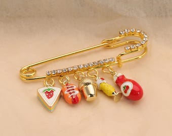 Customizable Charm Brooch with Five Dangle Rings