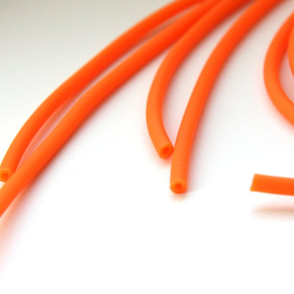 Orange Rubber cord 2mm hollow tubing S 40 048