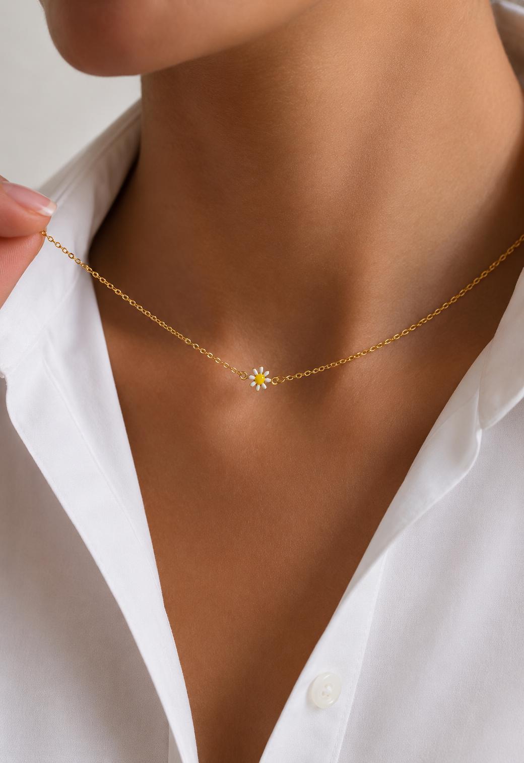 Gold Daisy Necklace - Etsy