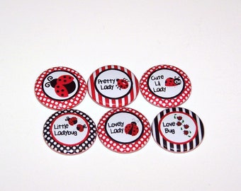 Botones con cierre de 1 pulgada y diseño de mariquitas bonitas. Pines o imanes de 1 pulgada.
