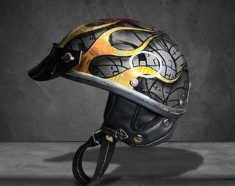 Casco corto de motocicleta pintado a mano, arte abstracto de fuego dorado, estilo retro de motocicleta hecha a mano