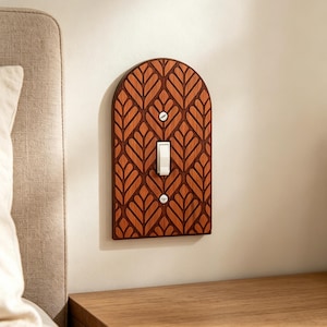 Leaf Pattern Arch Wooden Toggle Switch Plate, Single Gang Wood Wall Switch Plate for Toggle, Botanical Engraved Wooden Light Switch Plate