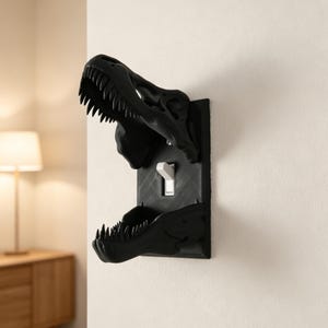 Lichtschalterabdeckung mit gotischem T-Rex-Schädelmotiv, schwarzer 3D-Dinosaurierkopf als Wanddekoration, kreative Skulptur-Lichtschalterabdeckung