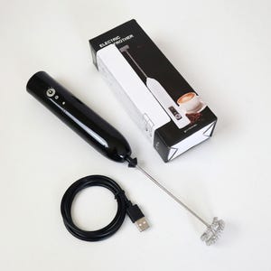 Electric Milk Frother Rechargeable 3 Speed Handheld Coffee Mixer Egg Beater Stainless Steel Foam Maker for Latte Cappuccino