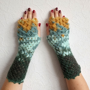 Original dragon gloves Fingerless gloves - Arm warmers - Fingerless Mittens - Hand warmers - Dragon scale gloves