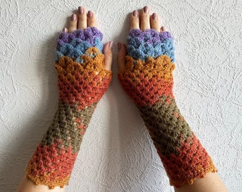 Crochet Dragon Scale Fingerless Gloves: Wool Blend Arm Warmers