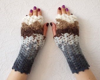 Dragon scale gloves Fingerless gloves Arm warmers Womens gloves Texting gloves