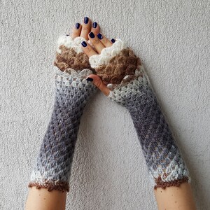 Fingerless Gloves Crocheted mittens Women gloves Winter gloves, arm warmers, wrist warmers zdjęcie 2