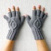 see more listings in the Fingerless gloves section