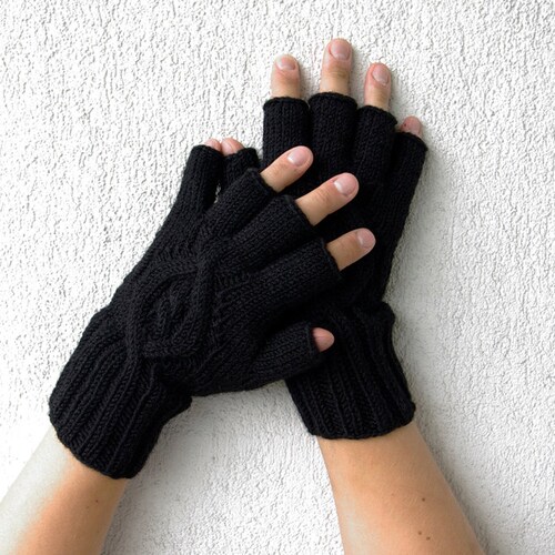 Men's Fingerless Gloves Black fingerless gloves gift for him Winter gloves Arm warmers Cable knit gloves Wool gloves fingerless Knit gloves