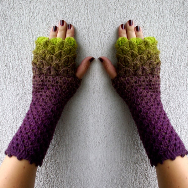 Fingerless gloves Fingerless mittens Winter gloves Arm warmers Handmade Womens gloves green purple ombre Gift for her Wool gloves