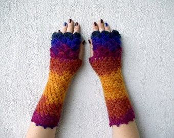 Fingerless gloves - Arm warmers - Fingerless Mittens - Hand warmers - Dragon Gloves