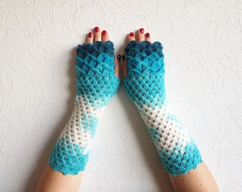 Fingerless gloves Crochet winter gloves Texting gloves Lace womens gloves Scaled Fingerless mittens Wrist warmers