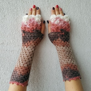 Fingerless gloves Wrist warmers Baselayer Scaled Fingerless mittens cute arm warmers in brown pink white Womens fingerless gloves Lacy glove image 1