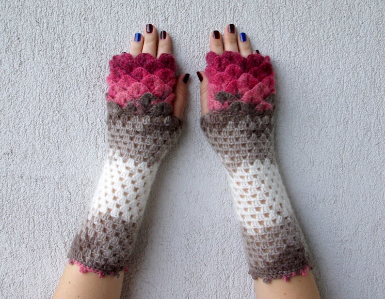 Fingerless dragon gloves arm warmers Dragon scale gloves image 2