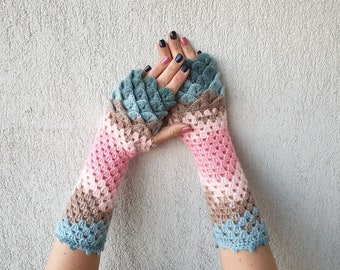 Fingerless gloves Crochet winter gloves Texting gloves Lace womens gloves Scaled Fingerless mittens Wrist warmers