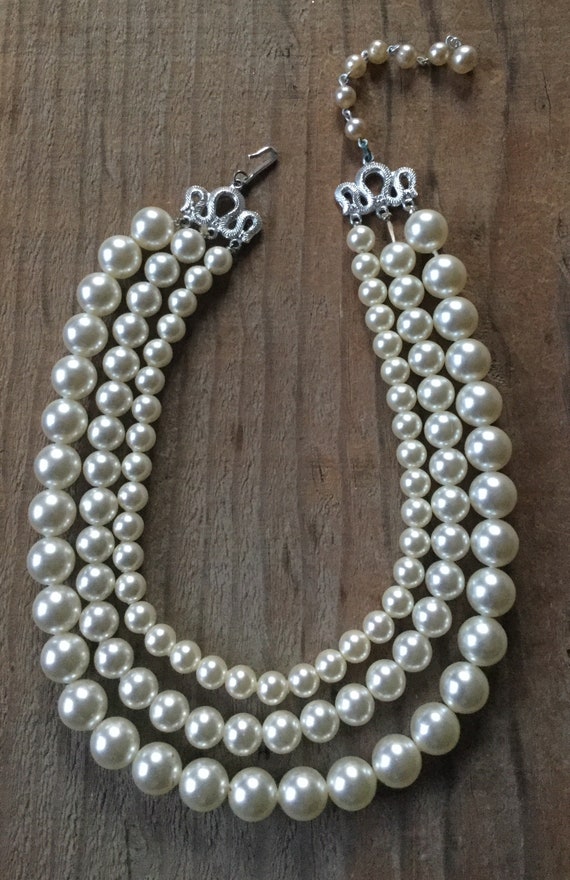 Mid Century Multi Strand Faux Pearl Necklace - image 2