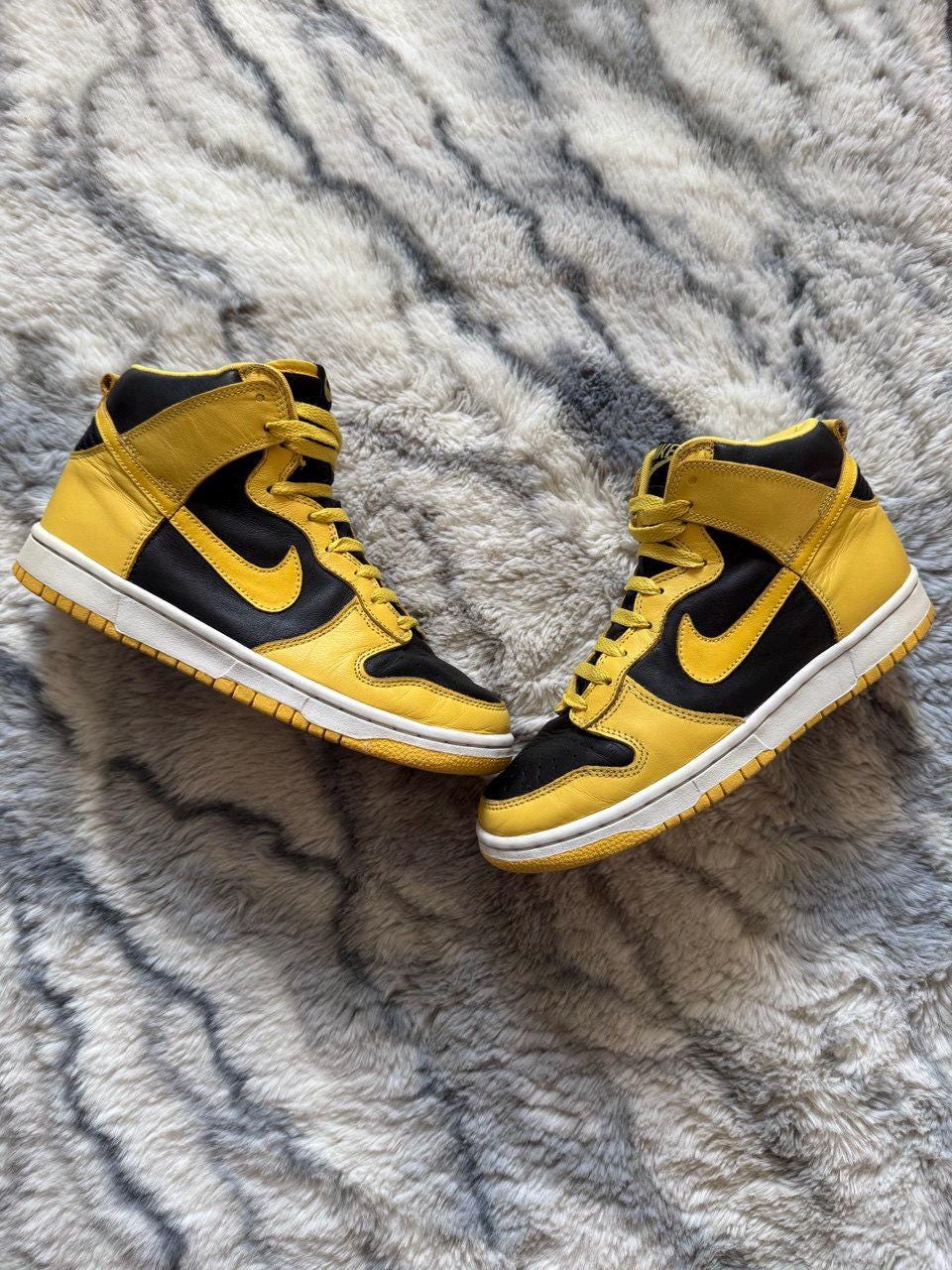 iowa dunk high on feet