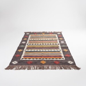 Hand-Woven Indian Kilim Dhurrie Rug, Handmade Turkish Vintgae Geometric Wool Jute Kilim Rug, Flatweave Bohemian Boho Home Decor Rug image 19