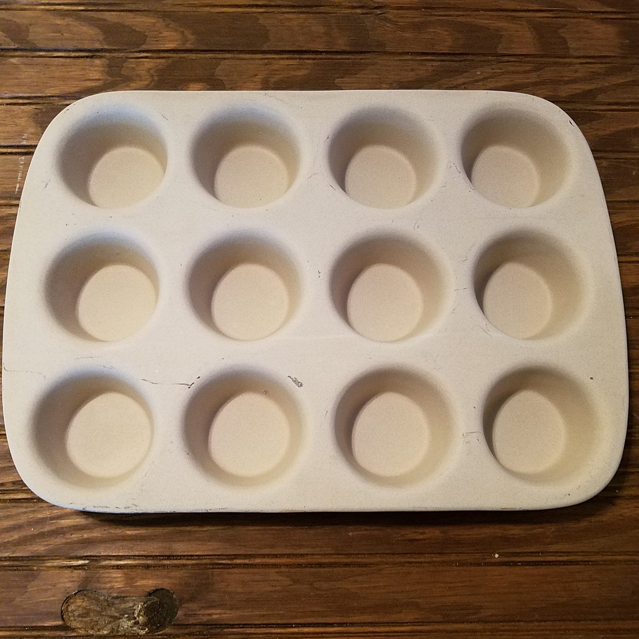 Stoneware Muffin Pans