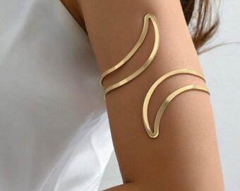 Gold-Color Hollow Tail Arm Cuff Bangle