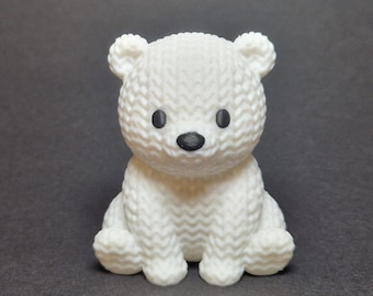 A polar bear that warms the heart