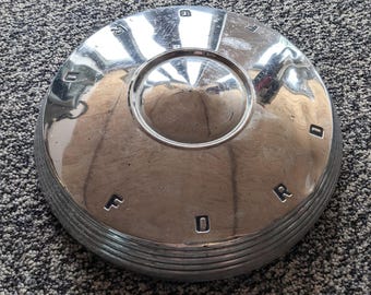 VTG Ford Hubcap Dog Dish 10.5 Inch Chrome 1960s