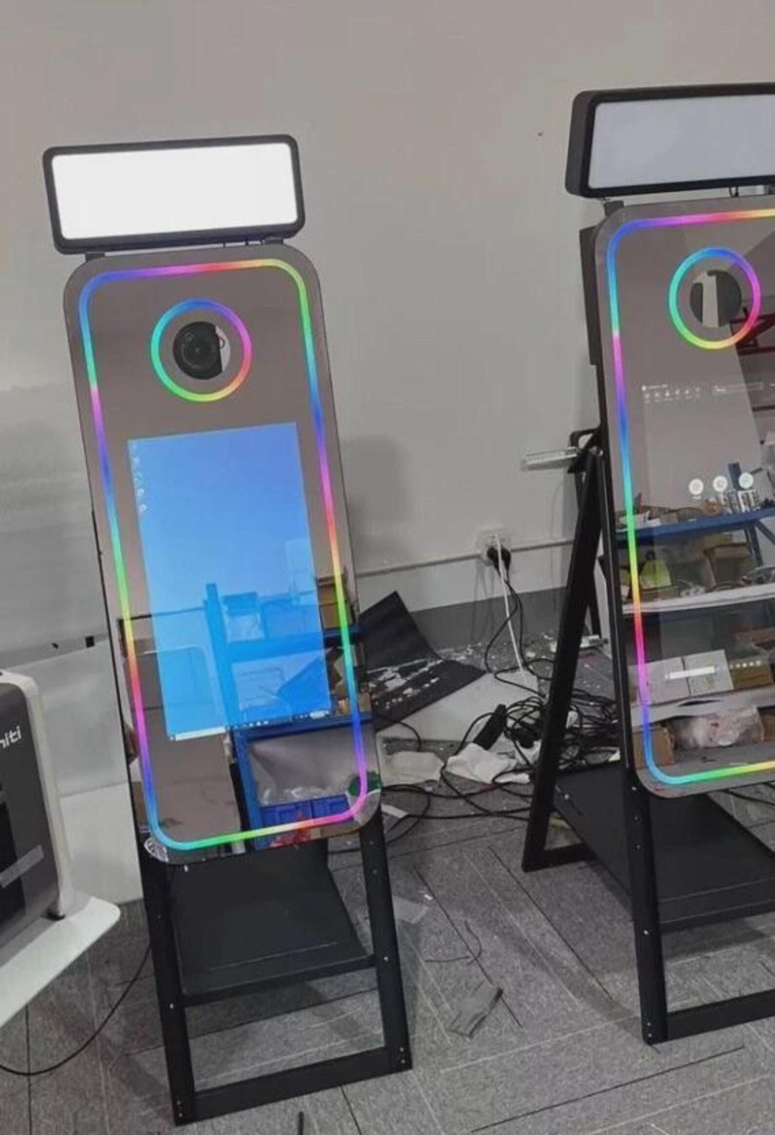 Magic Mirror Photobooth With Flight Case & All Accessories 40 Inch ...