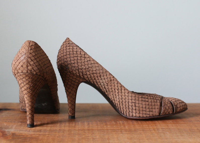 Vintage Brown Suede Snakeskin High Heel Pump Shoes / Stuart Weitzman for Mr. Seymour Size 6.5 image 2