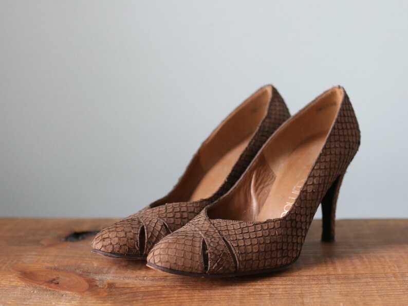 Vintage Brown Suede Snakeskin High Heel Pump Shoes / Stuart Weitzman for Mr. Seymour Size 6.5 image 1