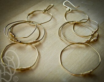 5 Organic Shaped Wire Circle Earrings