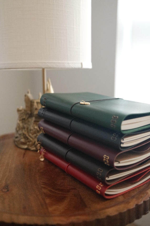 Handcrafted Vegetable Tanned Leather Trifold Journal  - A5 - Free Shipping