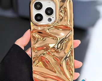 Funda para iPhone con ondas de agua moradas: silicona suave con diseño de arrugas 3D plateadas y galvanizadas