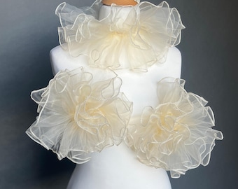 Ensemble d'accessoires de costume de cirque en organza crème, poignets et col, victorien, tenue de festival