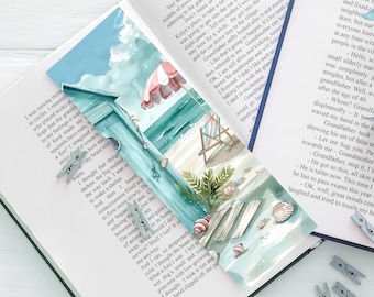 Marcador de cabaña de playa estilo acuarela, ilustración costera en tonos pastel, verano y vacaciones, regalo para el lector.