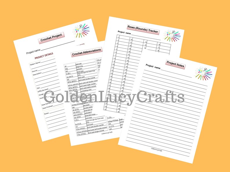 Puede incluir: Cuatro hojas de planificaci&oacute;n de proyectos de ganchillo imprimibles con un dise&ntilde;o colorido de hilo y ganchillos. Las hojas incluyen secciones para los detalles del proyecto, las abreviaturas, el seguimiento de las filas y las notas.
