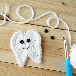 Crochet Tooth Applique and Pouch Pattern (PDF Download) - Etsy