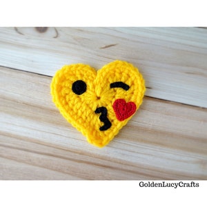 CROCHET PATTERN Heart Faces, Valentine's Day, Embellishment, Applique image 4