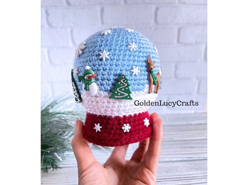 CROCHET PATTERN Snow Globe Amigurumi Toy Christmas image 2