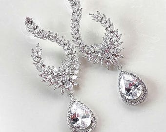Bridal Teardrop Silver Earrings. Prom, Formal Dress. Mother of the Bride.