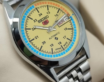Vintage Seiko 5 Automatikuhr Gelbes Zifferblatt Day Date Fenster funktionsfähig