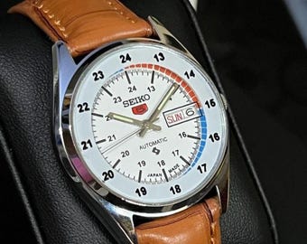 Seiko 5 Automatic Men's Watch, White Dial, Day/Date, Refurbished (1970s-1980s)