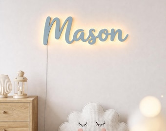Letrero de madera personalizado con nombre, decoración infantil con retroiluminación LED, arte de pared para bebé con letra cursiva.
