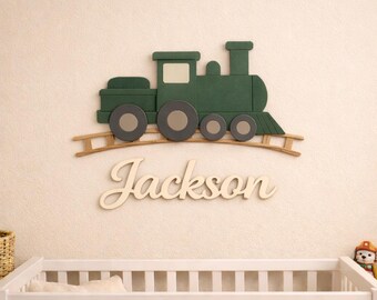 Letrero de madera personalizado con nombre • Decoración infantil con trenes y paisaje de montaña