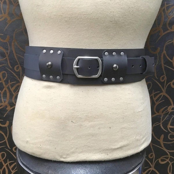 Doppellagiger Accessorie Gürtel mit abnehmbaren Hauptgürtel, perfekt für viele Kostüme. LARP, Cosplay.